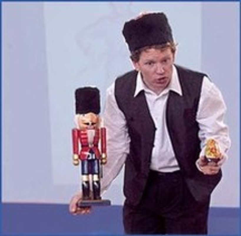 Nussknacker, Wölfe und geheimnisvolle Bilder