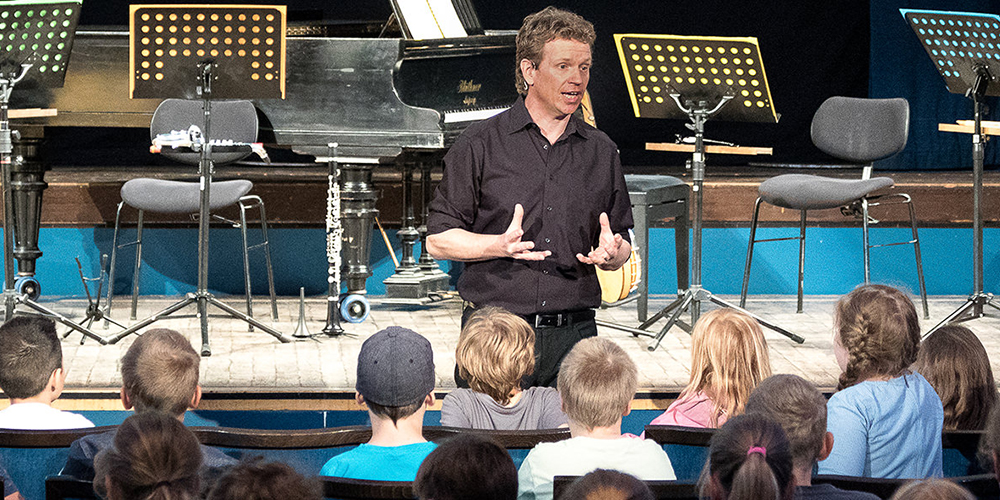 Nussknacker, Wölfe und geheimnisvolle Bilder